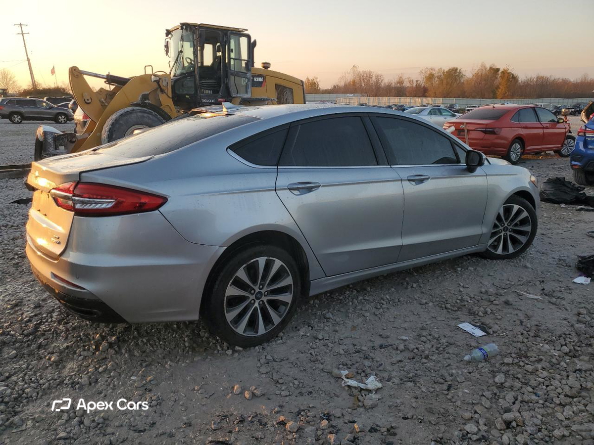 Ford Fusion 2020