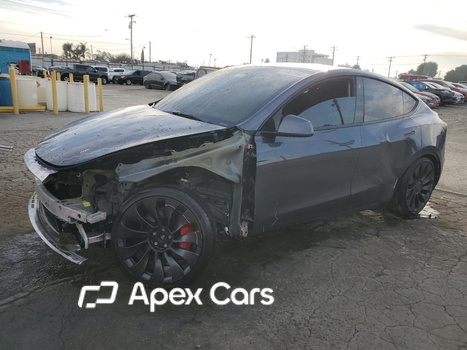 Tesla Model Y 2022 - Zdjęcie 1 z 13