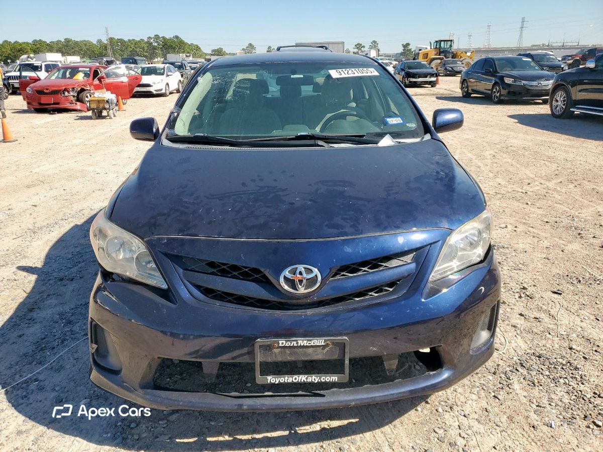 Toyota Corolla 2013