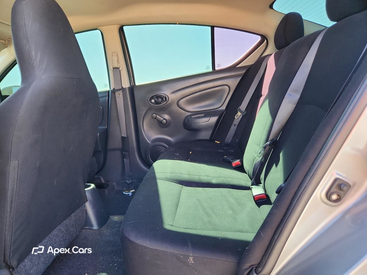 Nissan Versa 2014