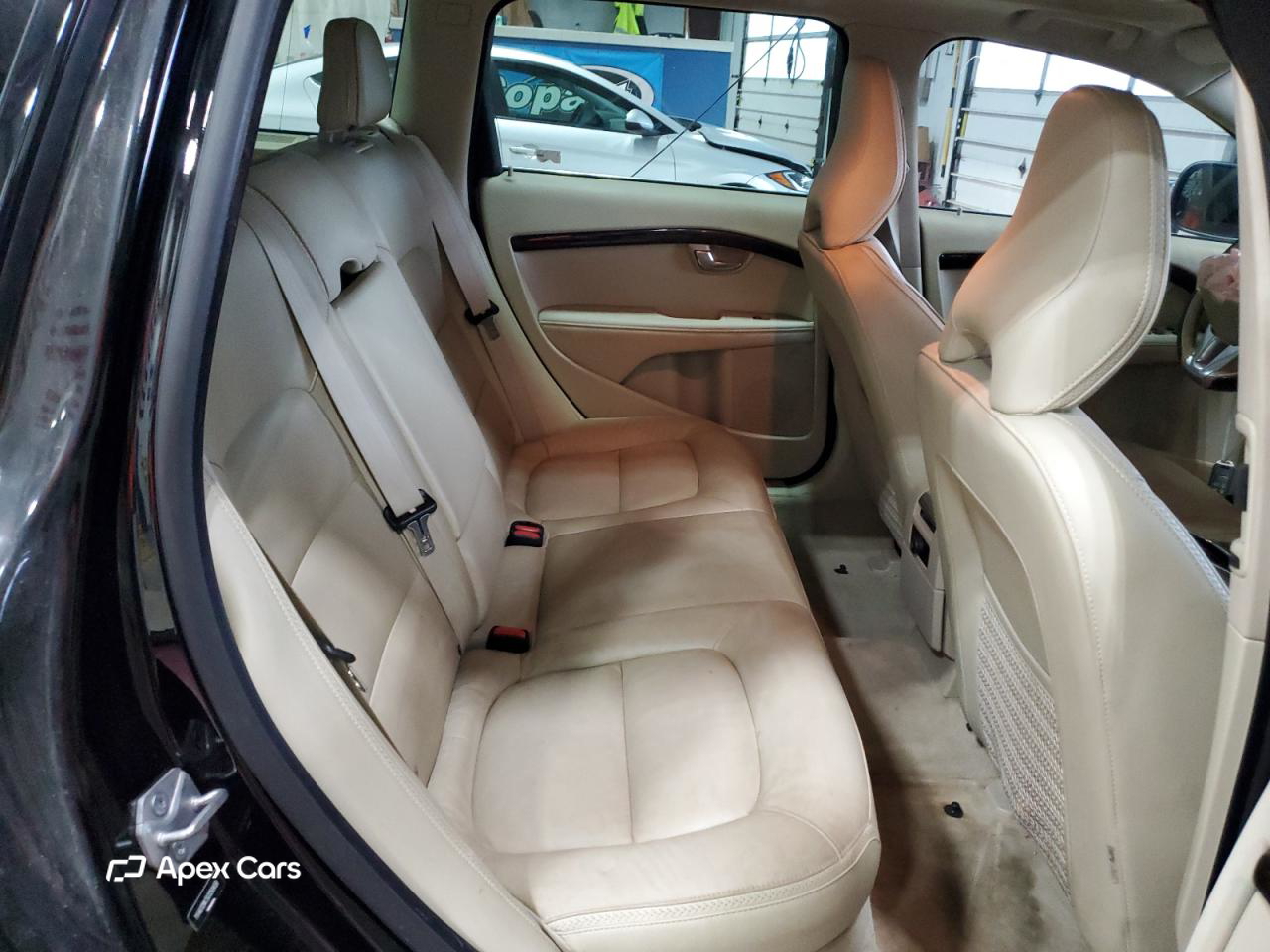 Volvo XC70 2016