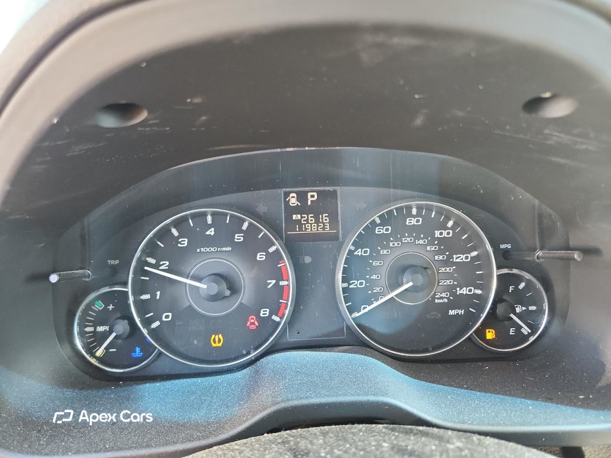 Subaru Legacy 2011