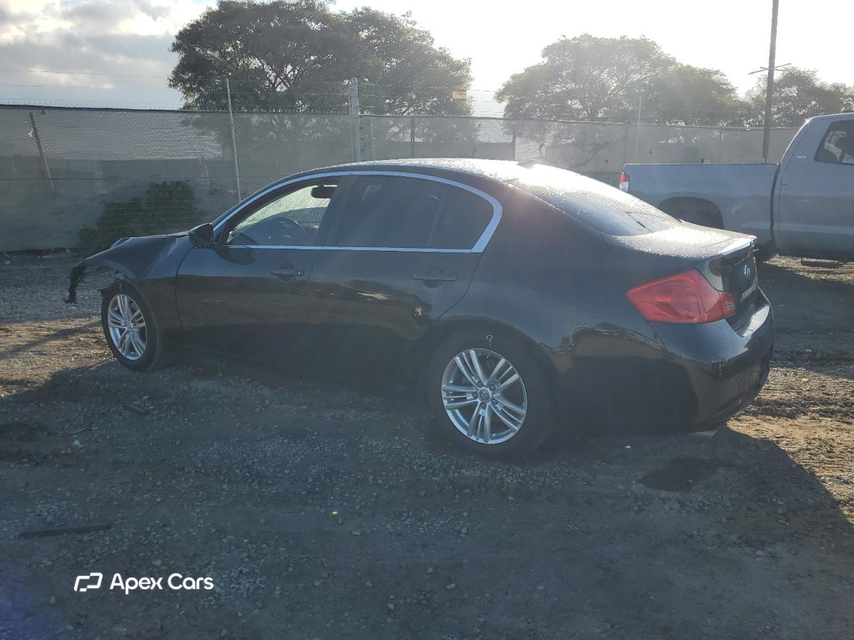 Infiniti G 2010