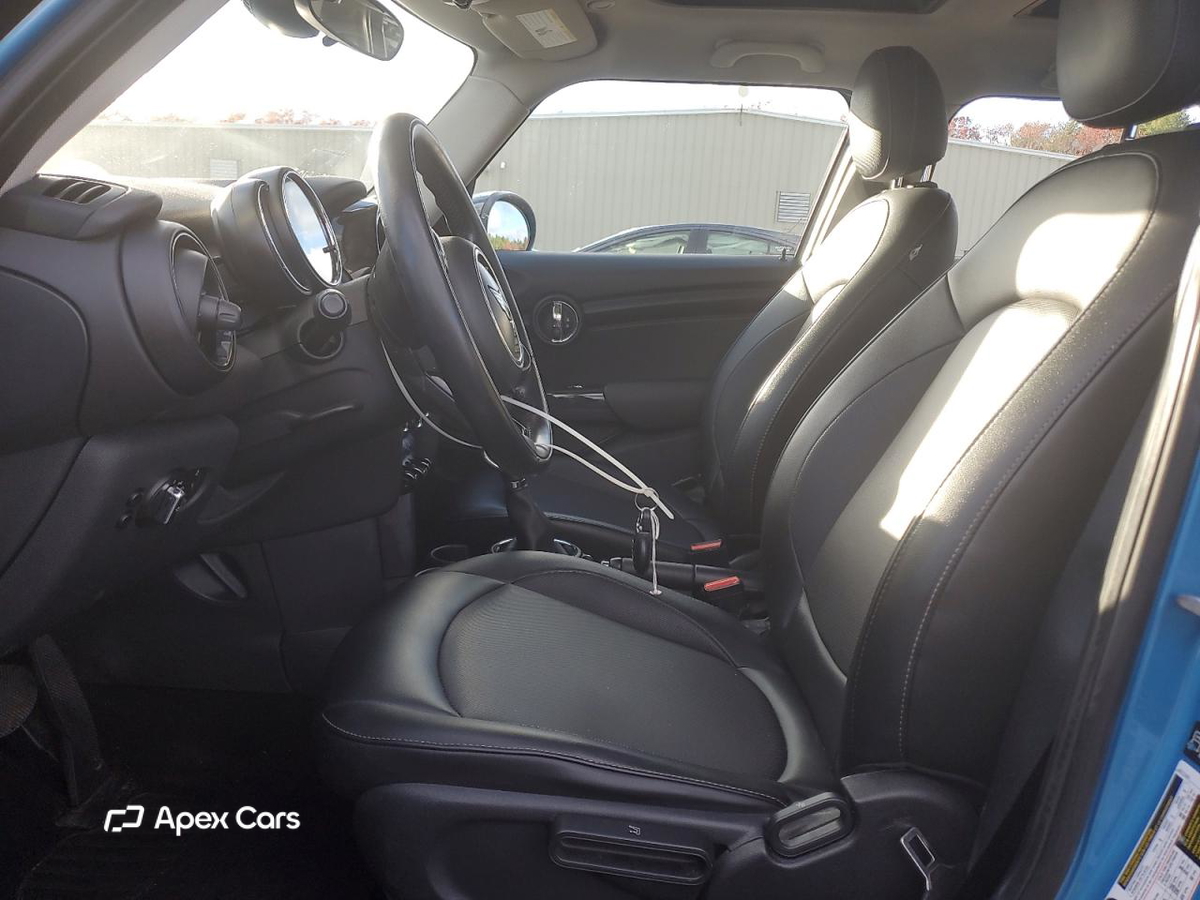 MINI Cooper 2015
