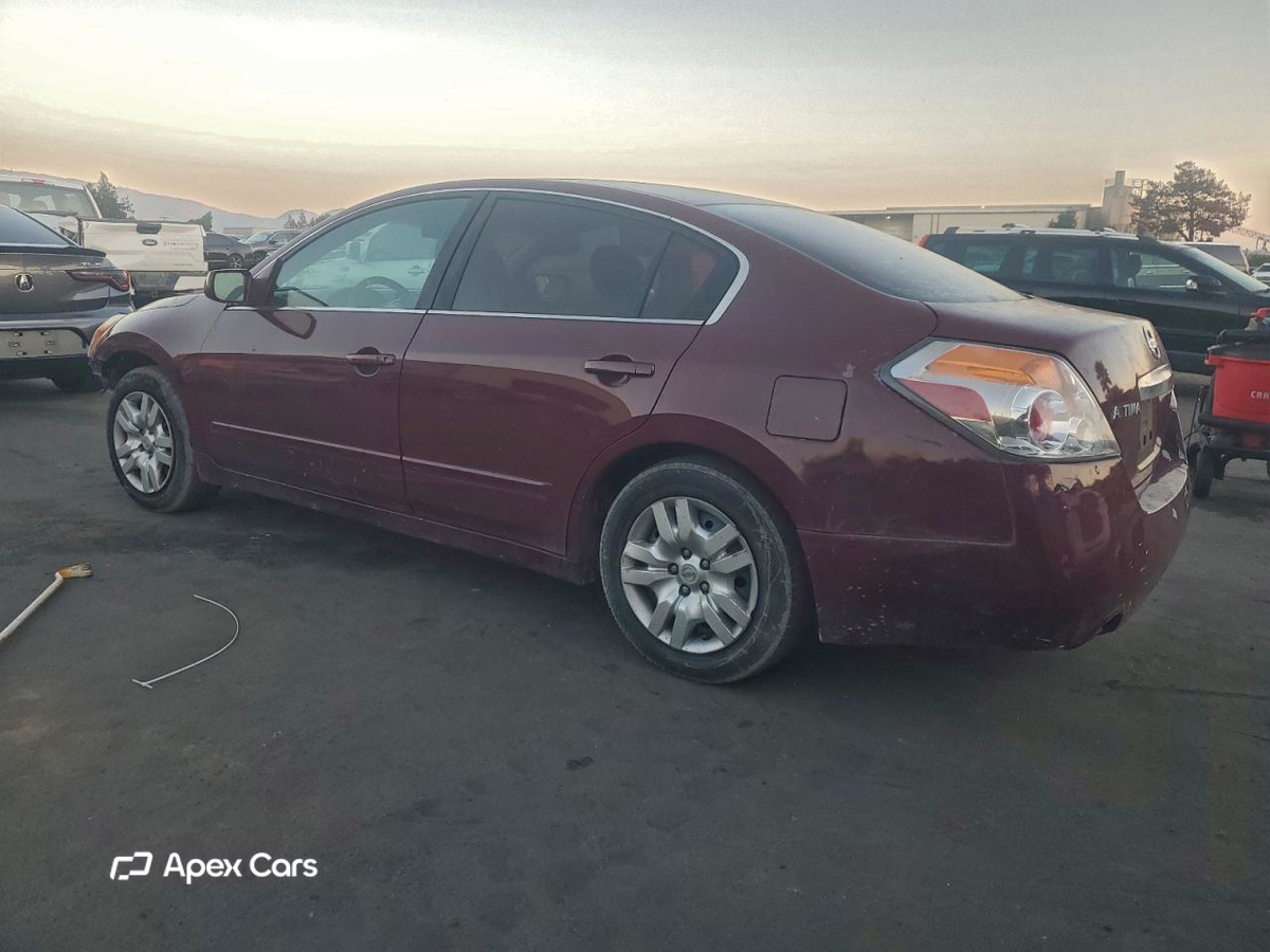 Nissan Altima 2011