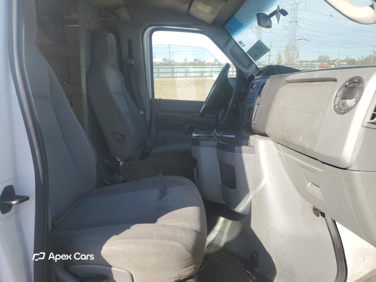 Ford Econoline 2009