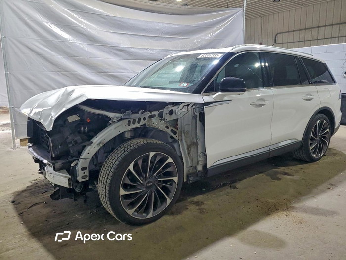 2020 Lincoln Aviator - Image 1 of 5