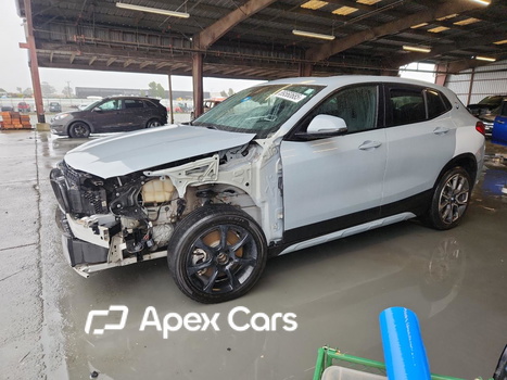2022 BMW X2 - Image 1 of 5