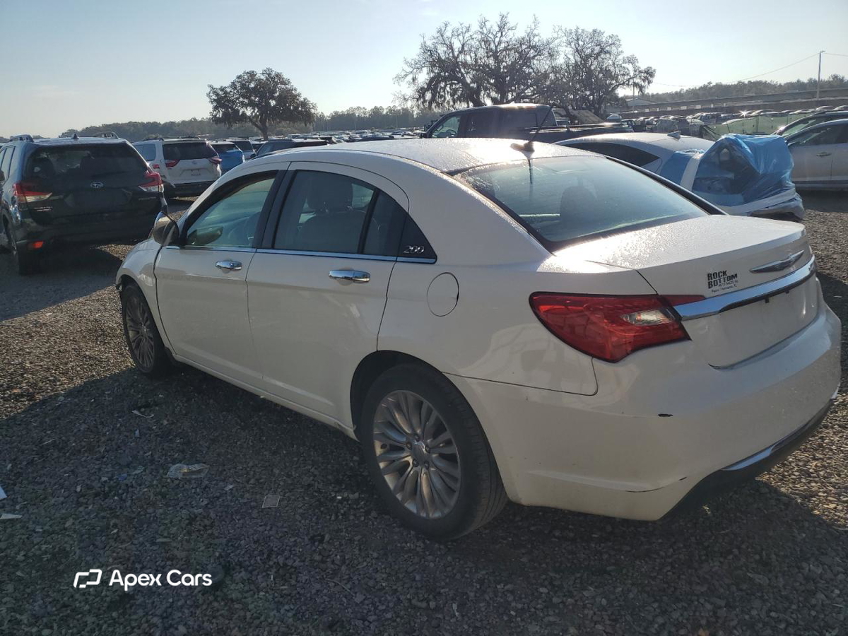 Chrysler 200 2011