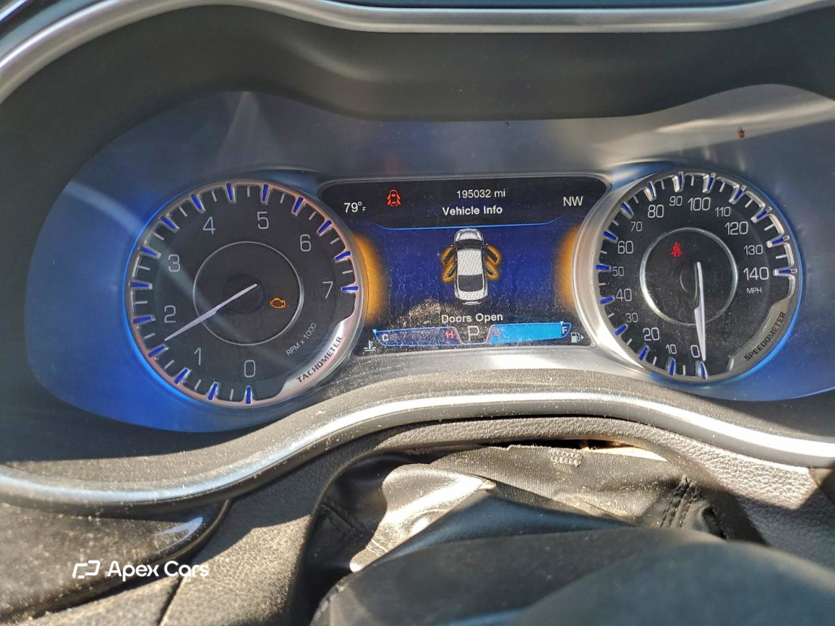 Chrysler 200 2015