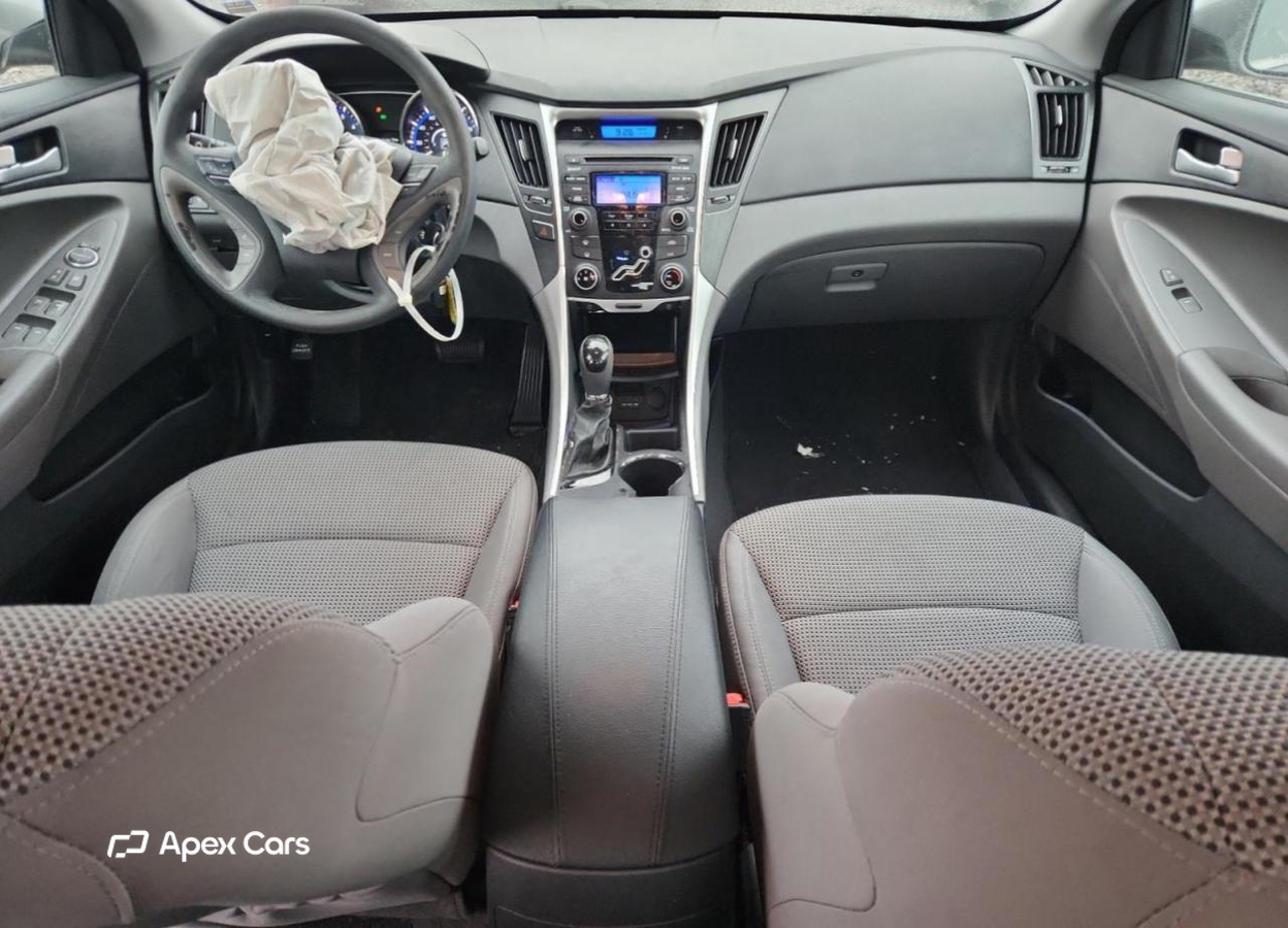 Hyundai Sonata 2012