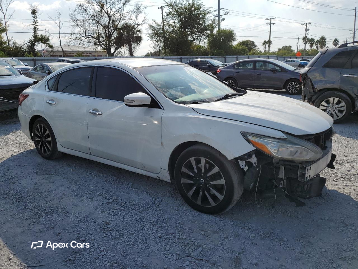 Nissan Altima 2018