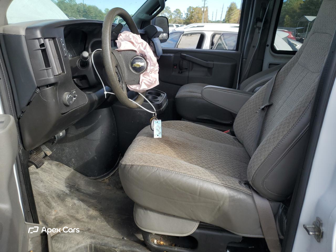 Chevrolet Express 2023