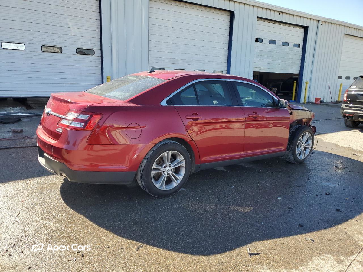 Ford Taurus 2016