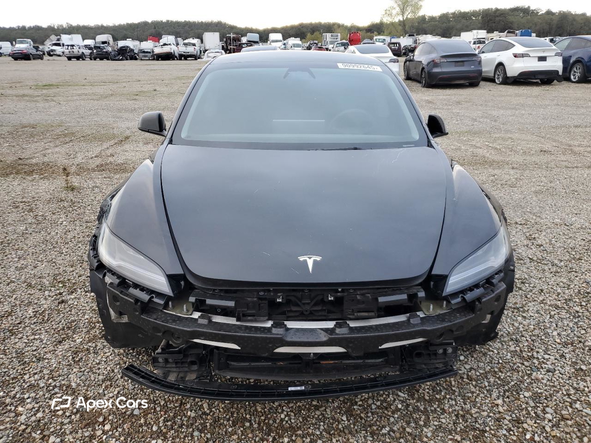 Tesla Model 3 2025