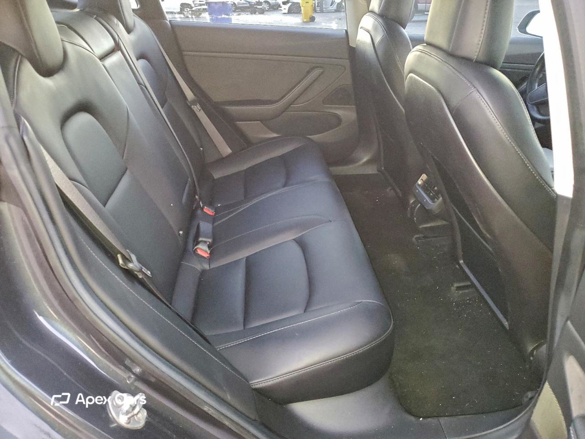 Tesla Model 3 2018