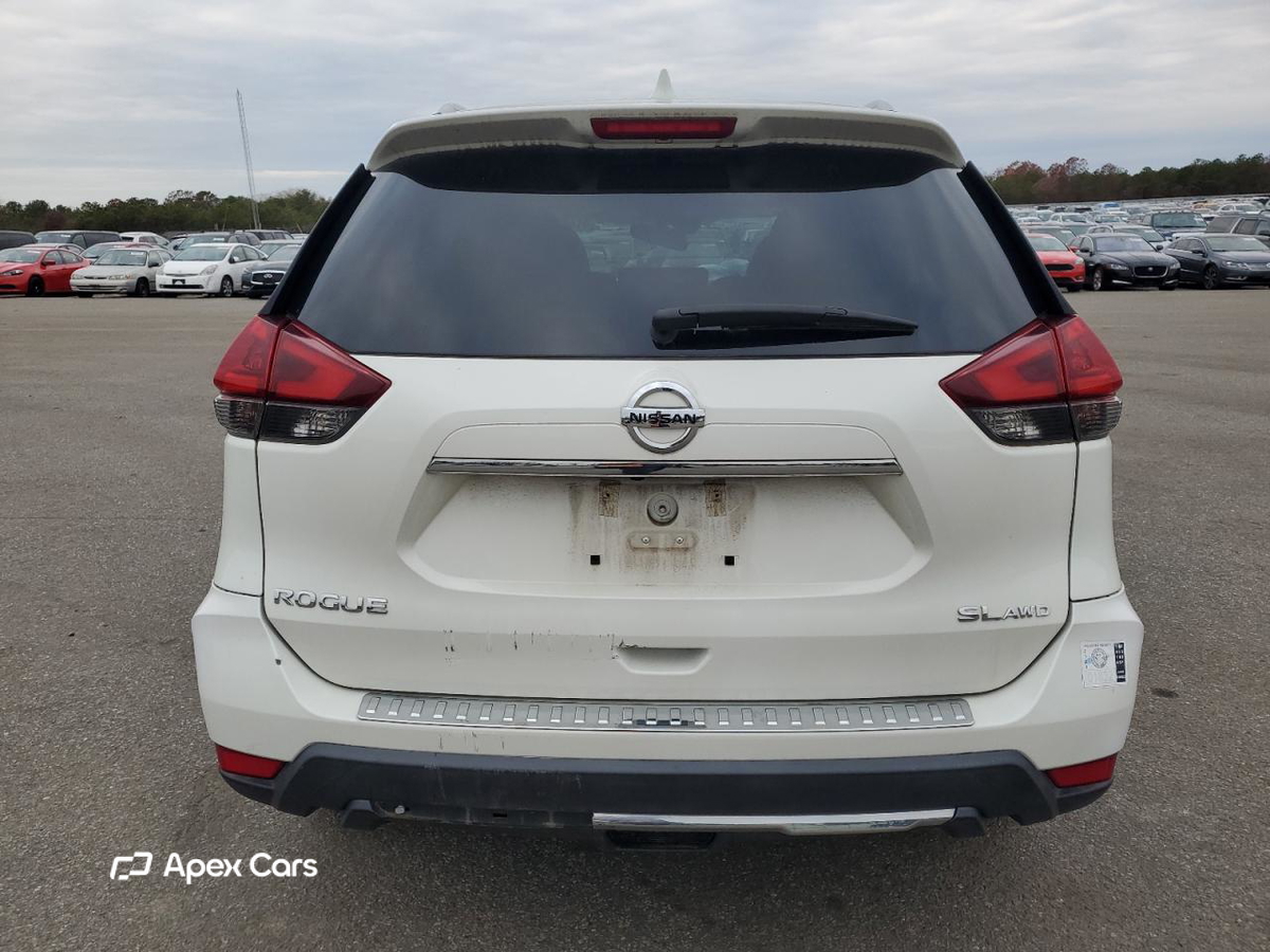 Nissan Rogue 2018