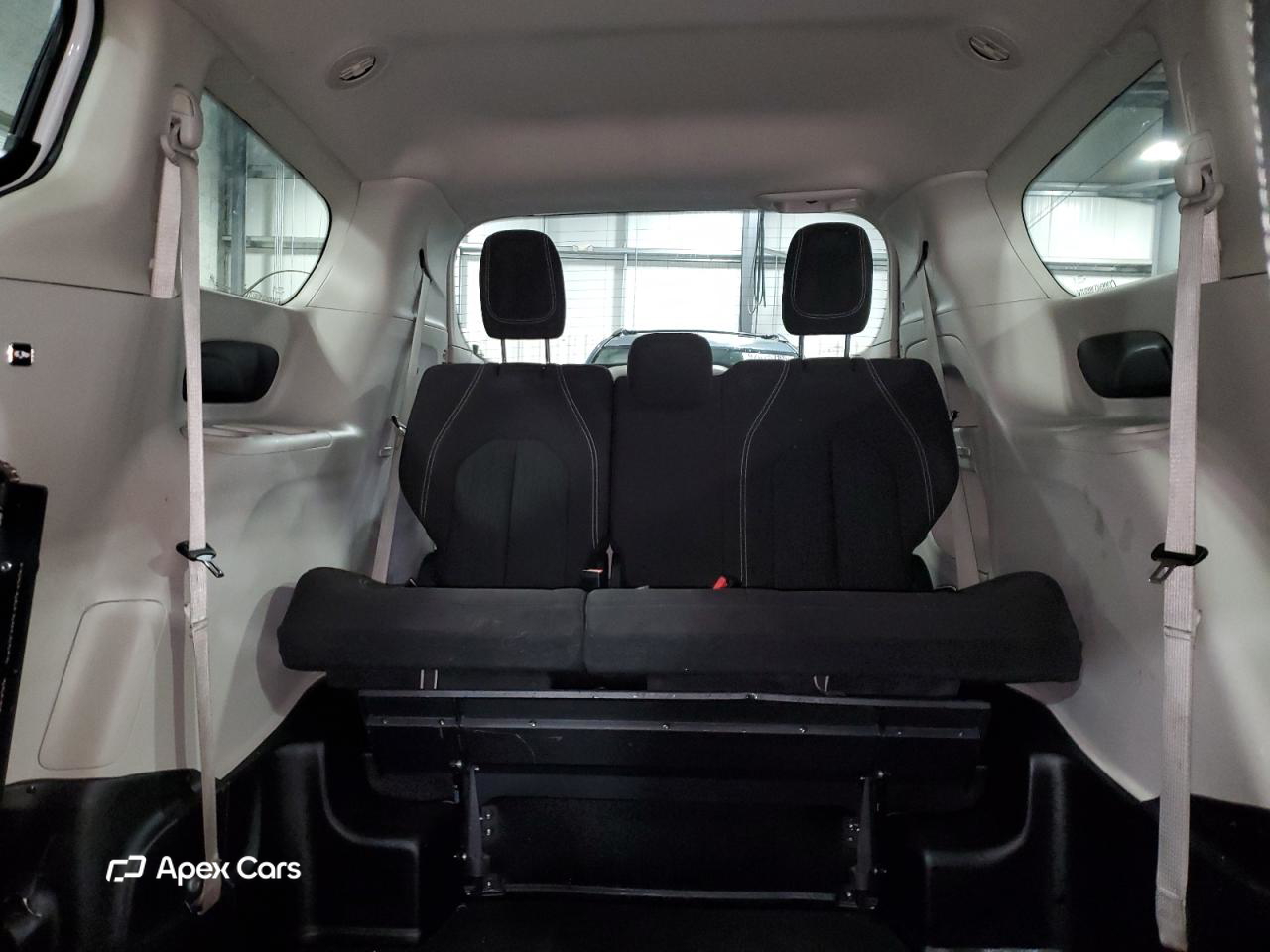Chrysler Voyager 2023