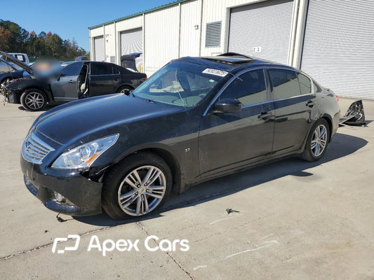 Infiniti Q40 2015 - Image 1 of 12