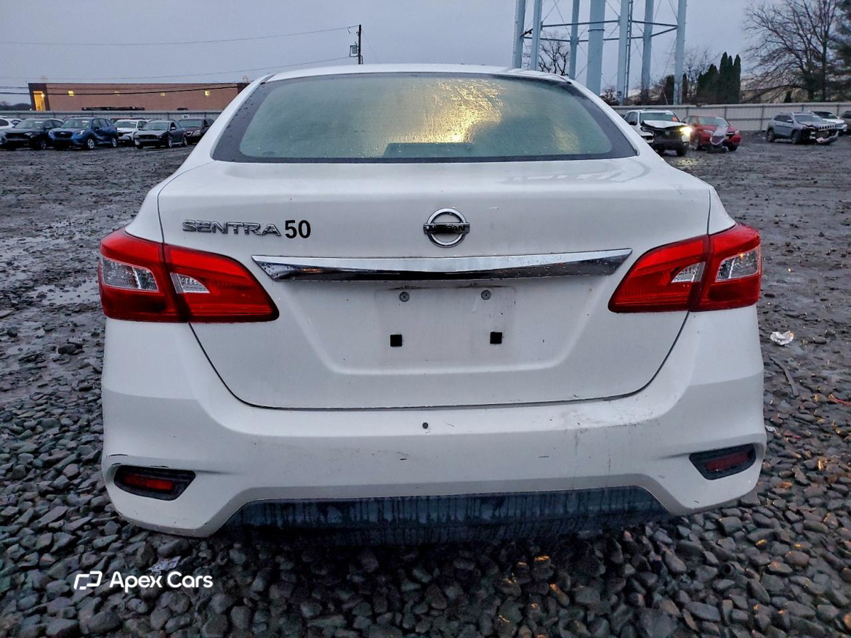 Nissan Sentra 2016