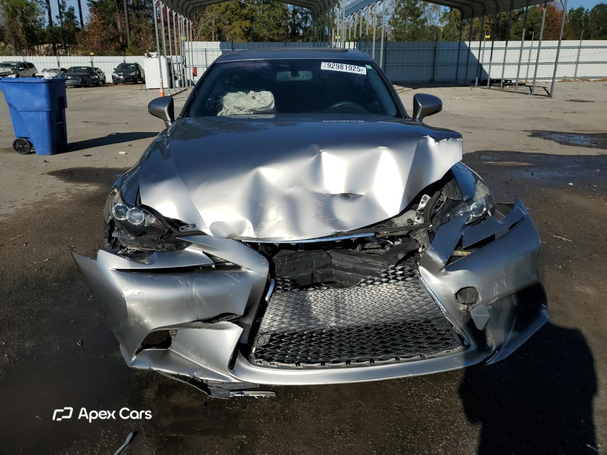 Lexus IS 2015