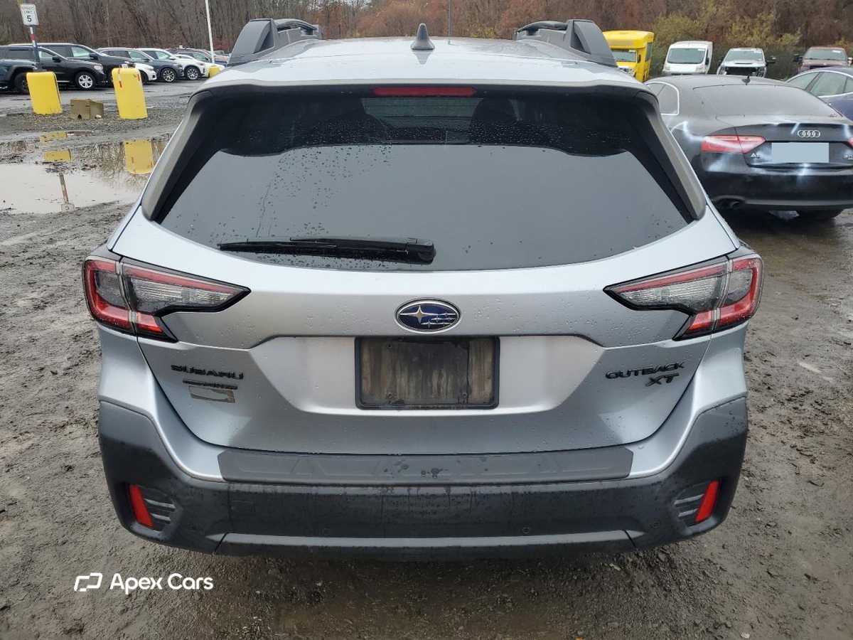 Subaru Outback 2021