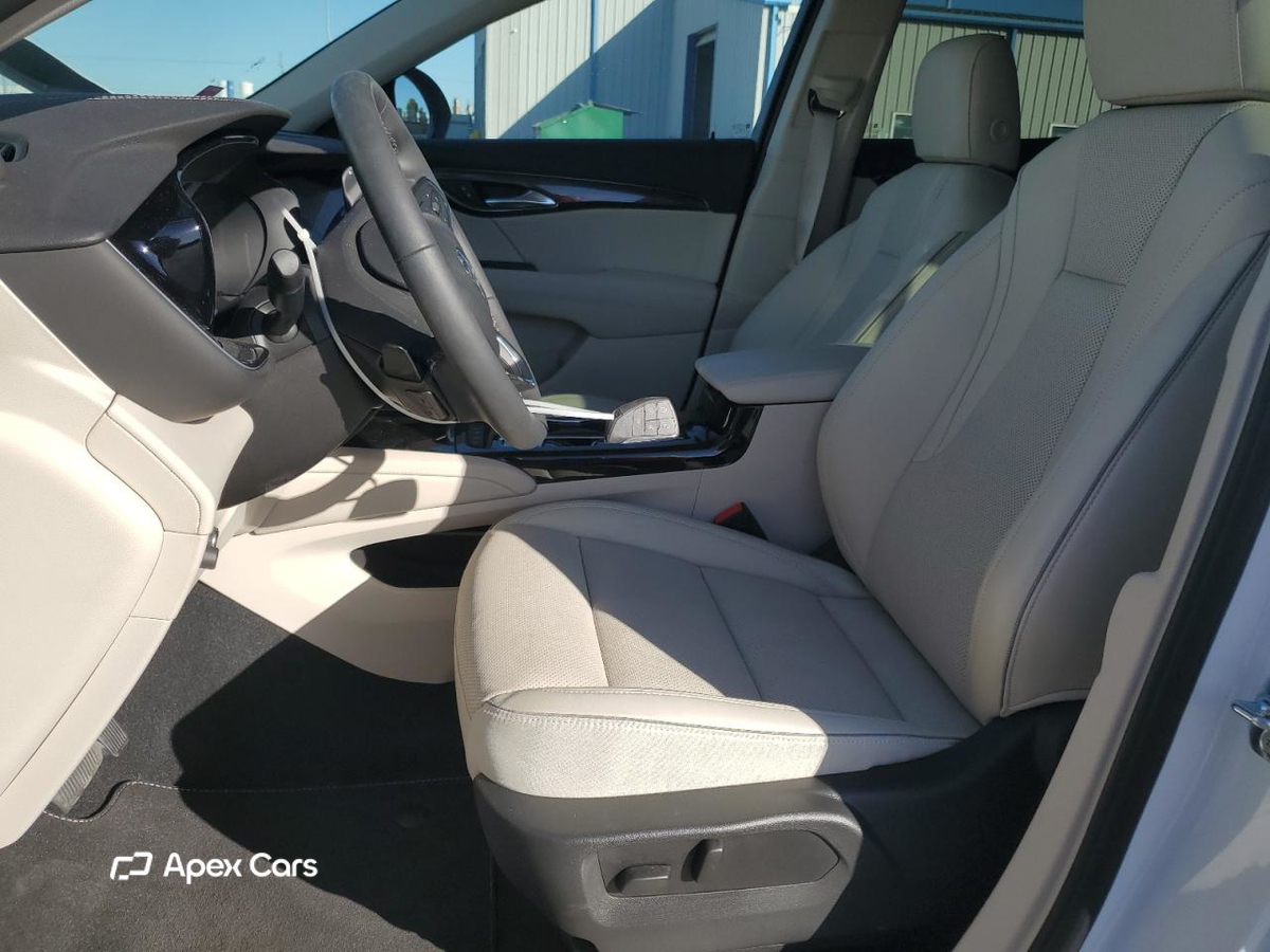 Buick Envision 2023