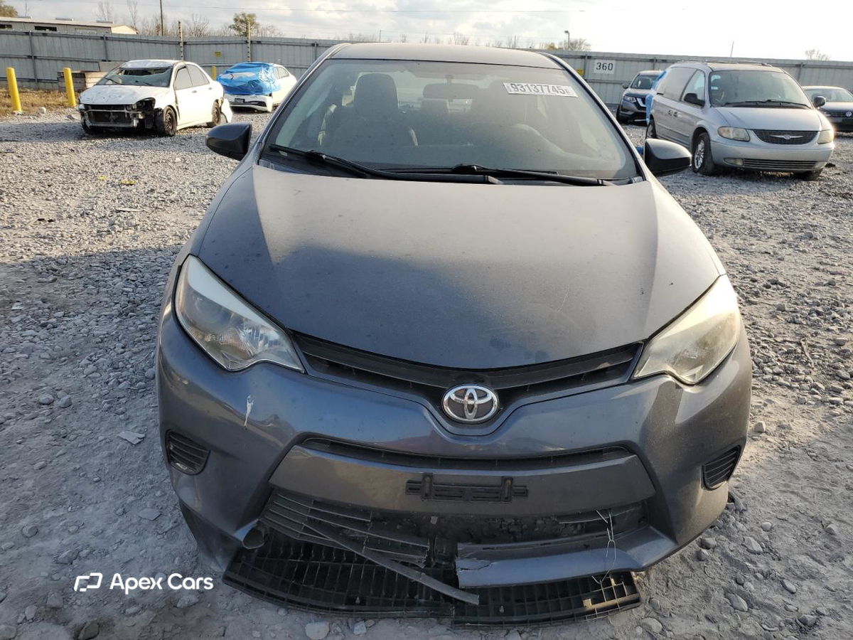 Toyota Corolla 2015