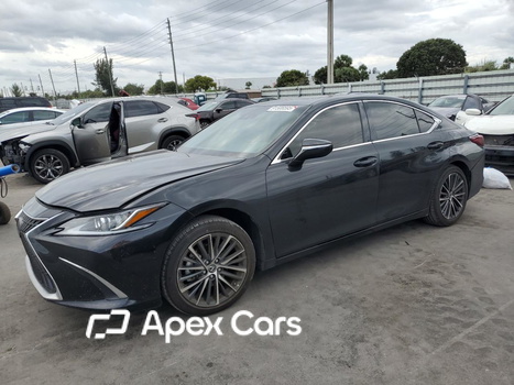 Lexus ES 2025 - Image 1 of 13
