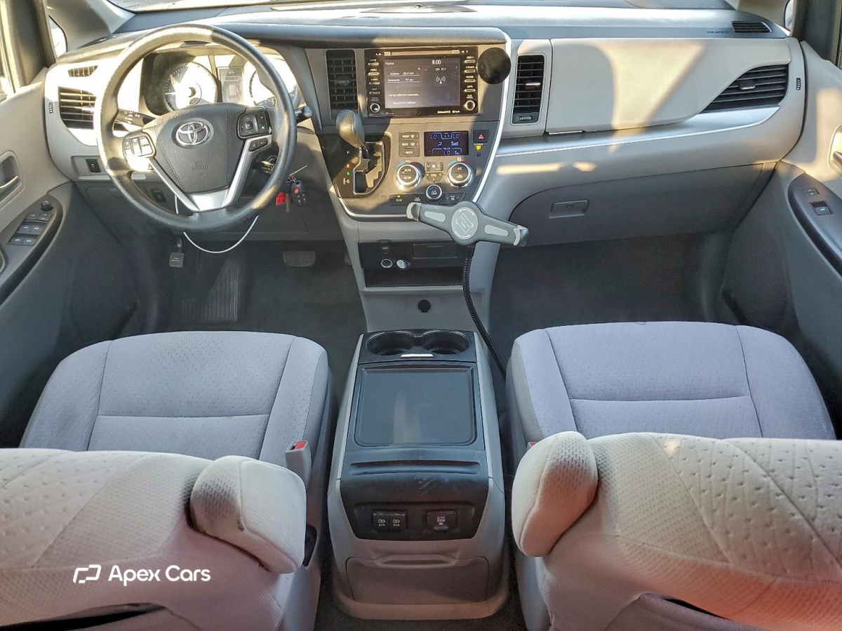 Toyota Sienna 2020