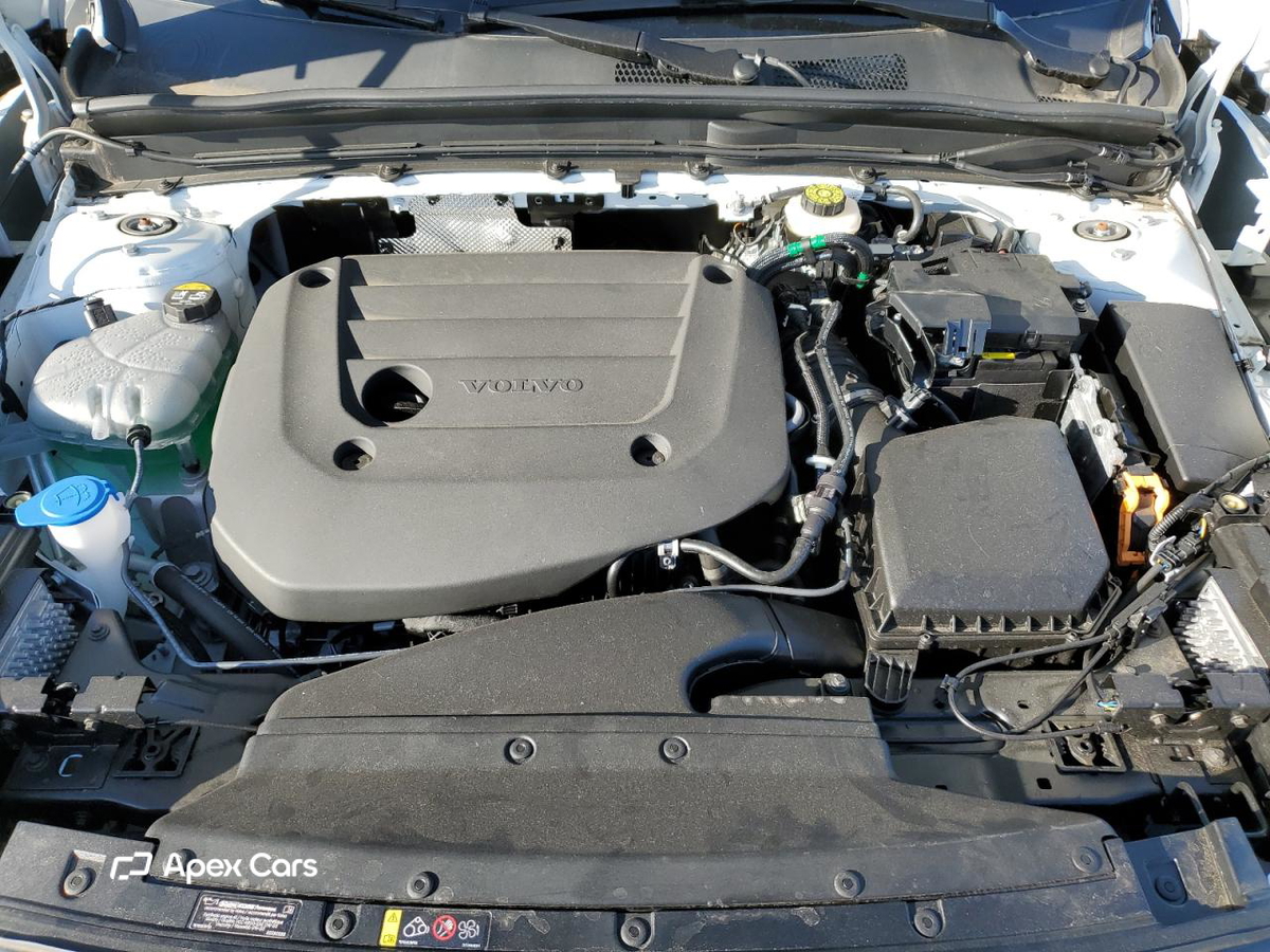 Volvo XC40 2025