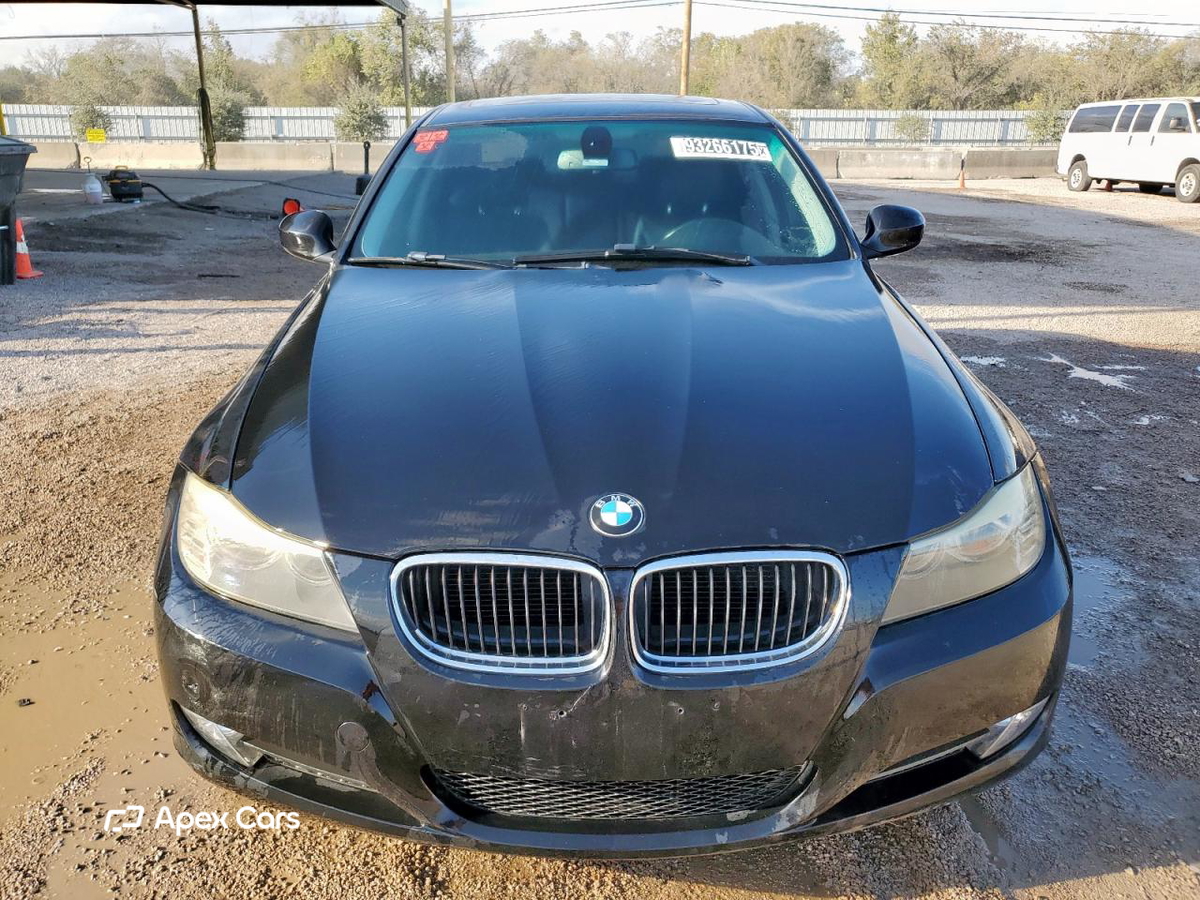 BMW Series 3 2010