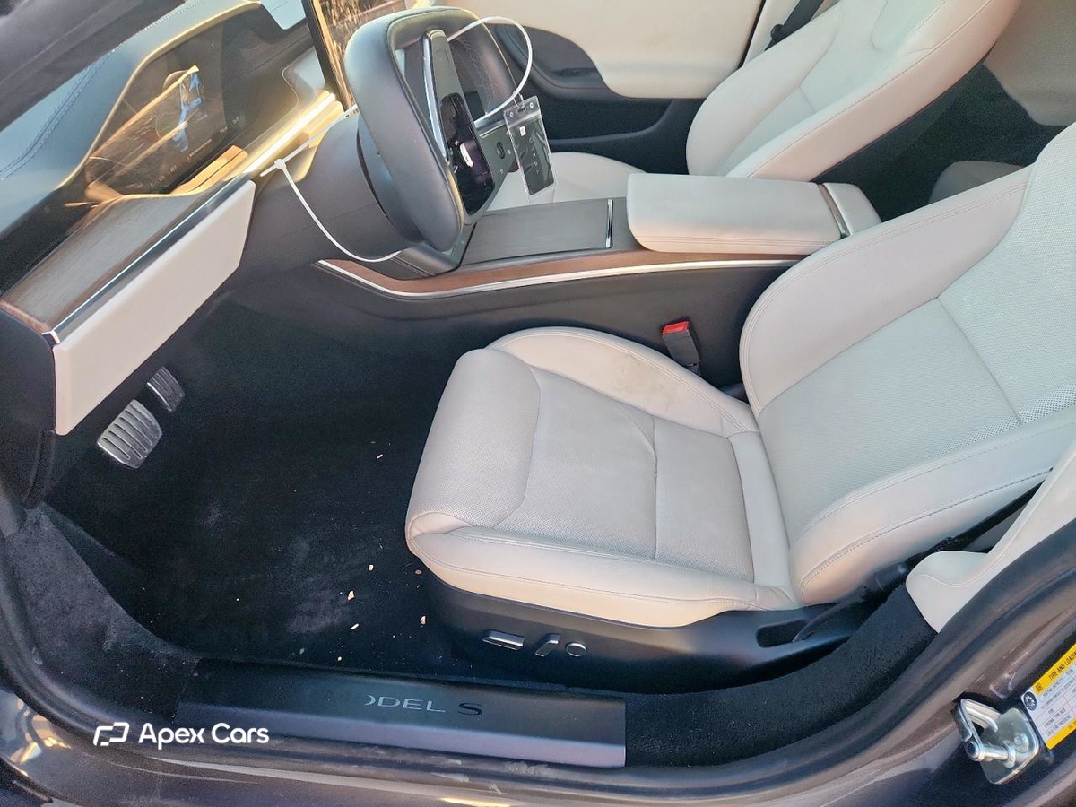Tesla Model S 2022