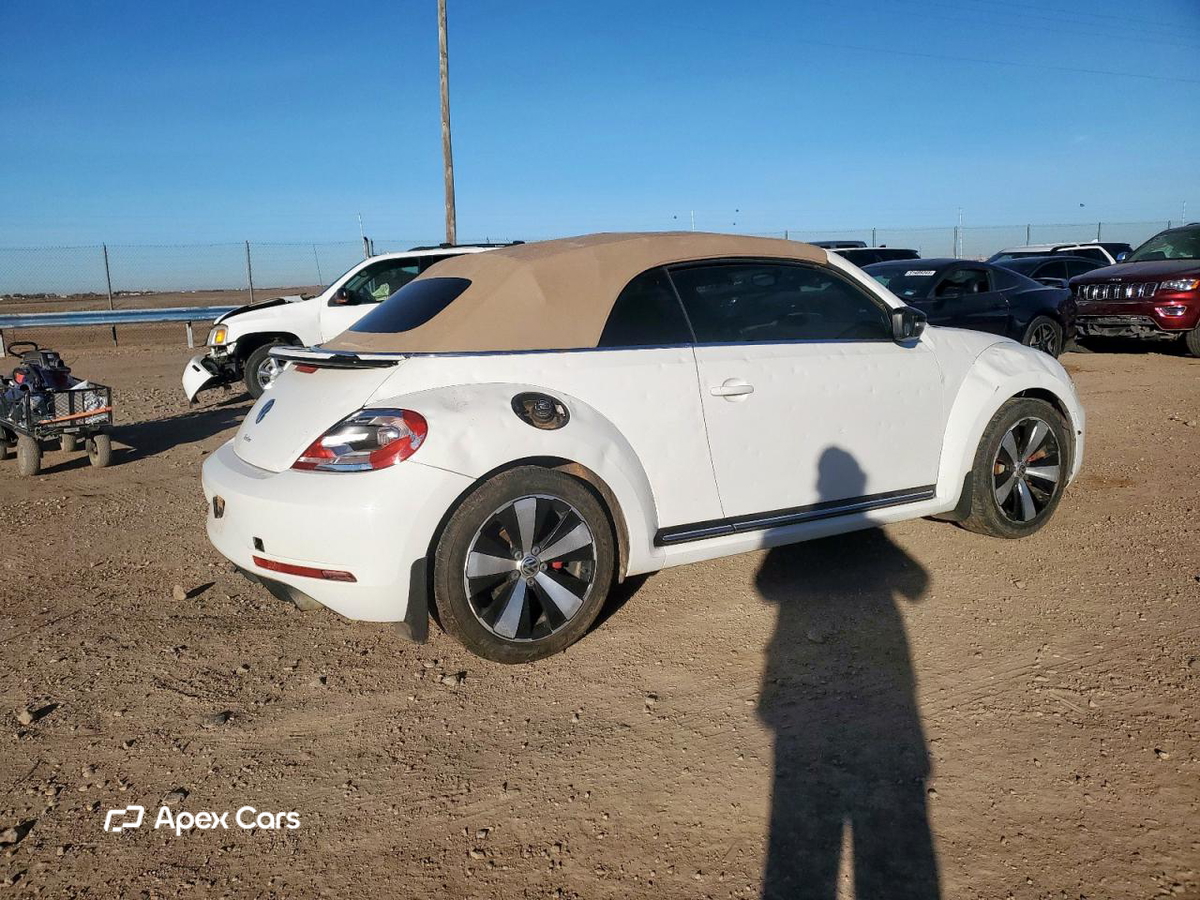 Volkswagen Beetle 2013