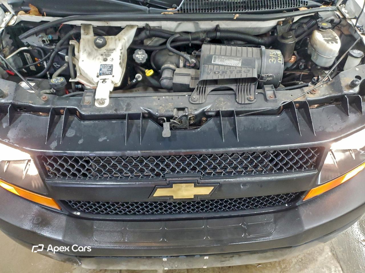 Chevrolet Express 2013
