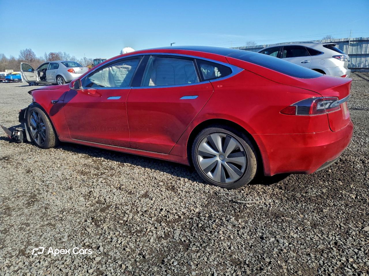 Tesla Model S 2021