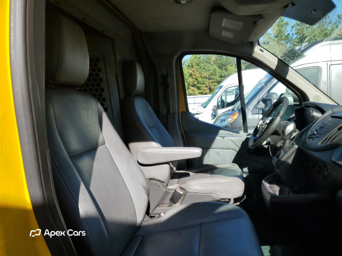 Ford Transit 2015