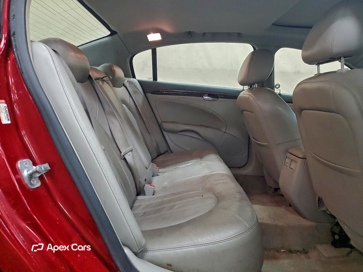 Buick Lucerne 2011