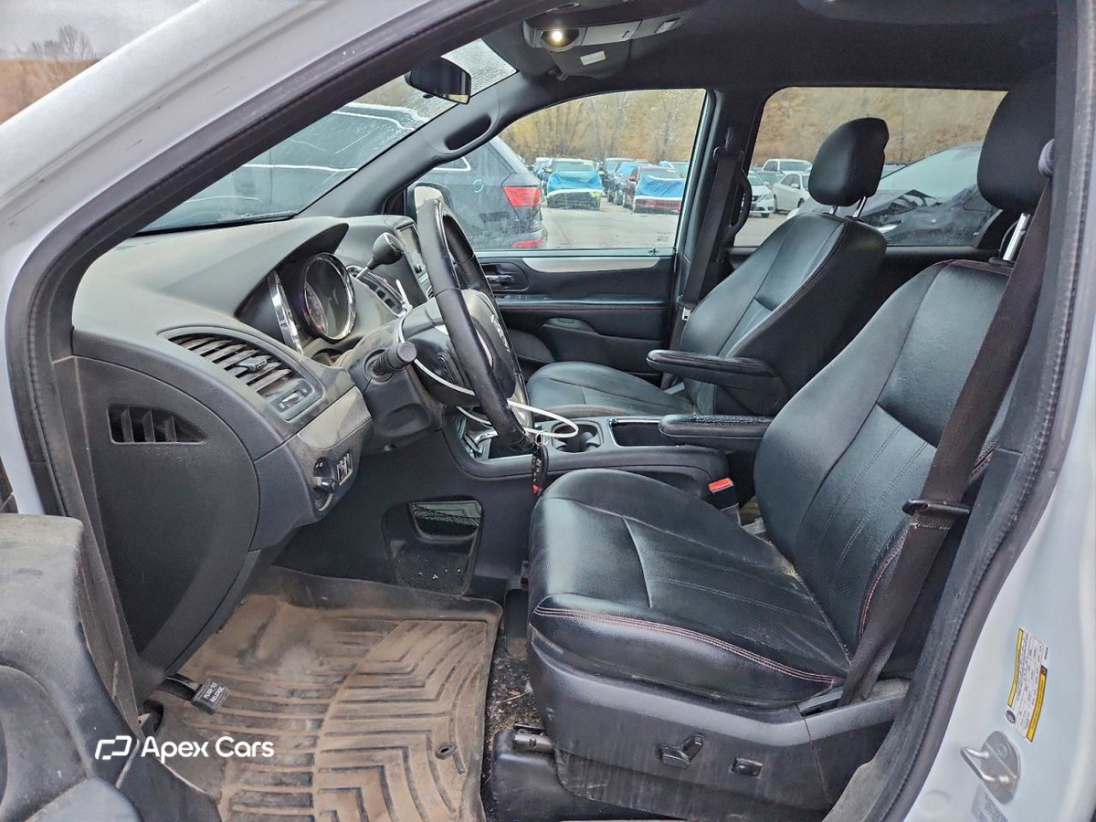 Dodge Caravan 2016