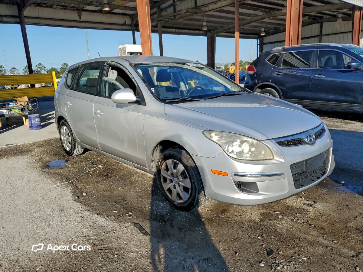 Hyundai Elantra 2012