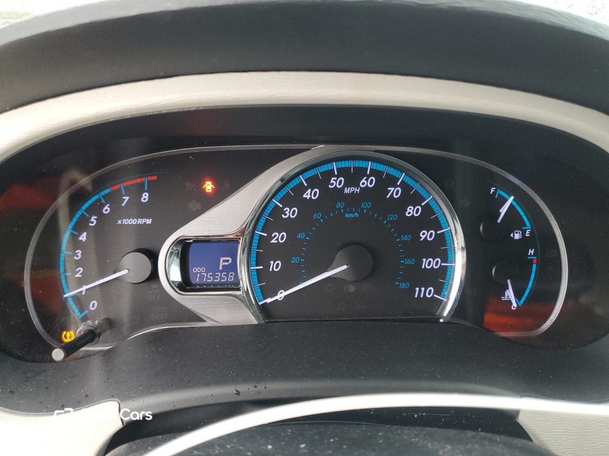 Toyota Sienna 2012