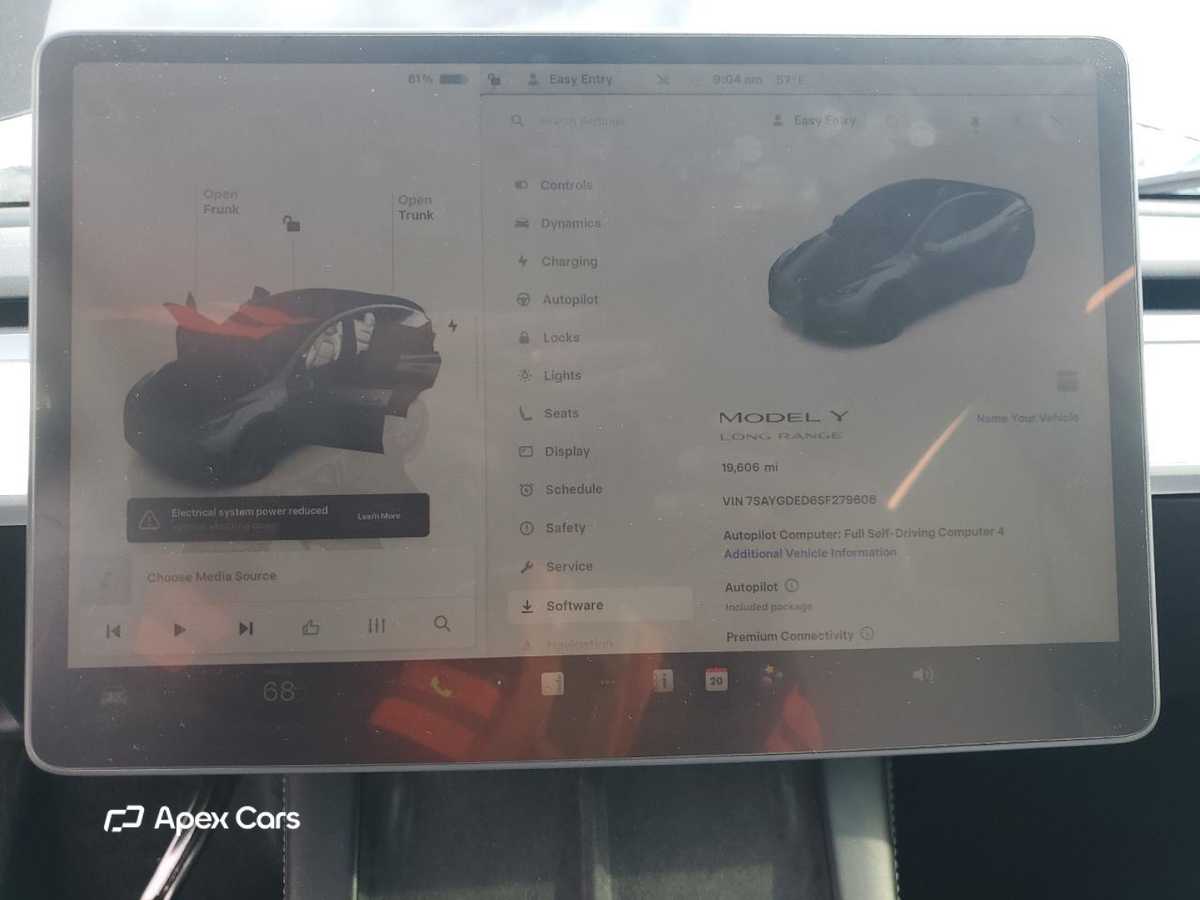 Tesla Model Y 2025