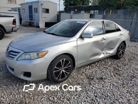 Toyota Camry 2011 - Image 1 of 12