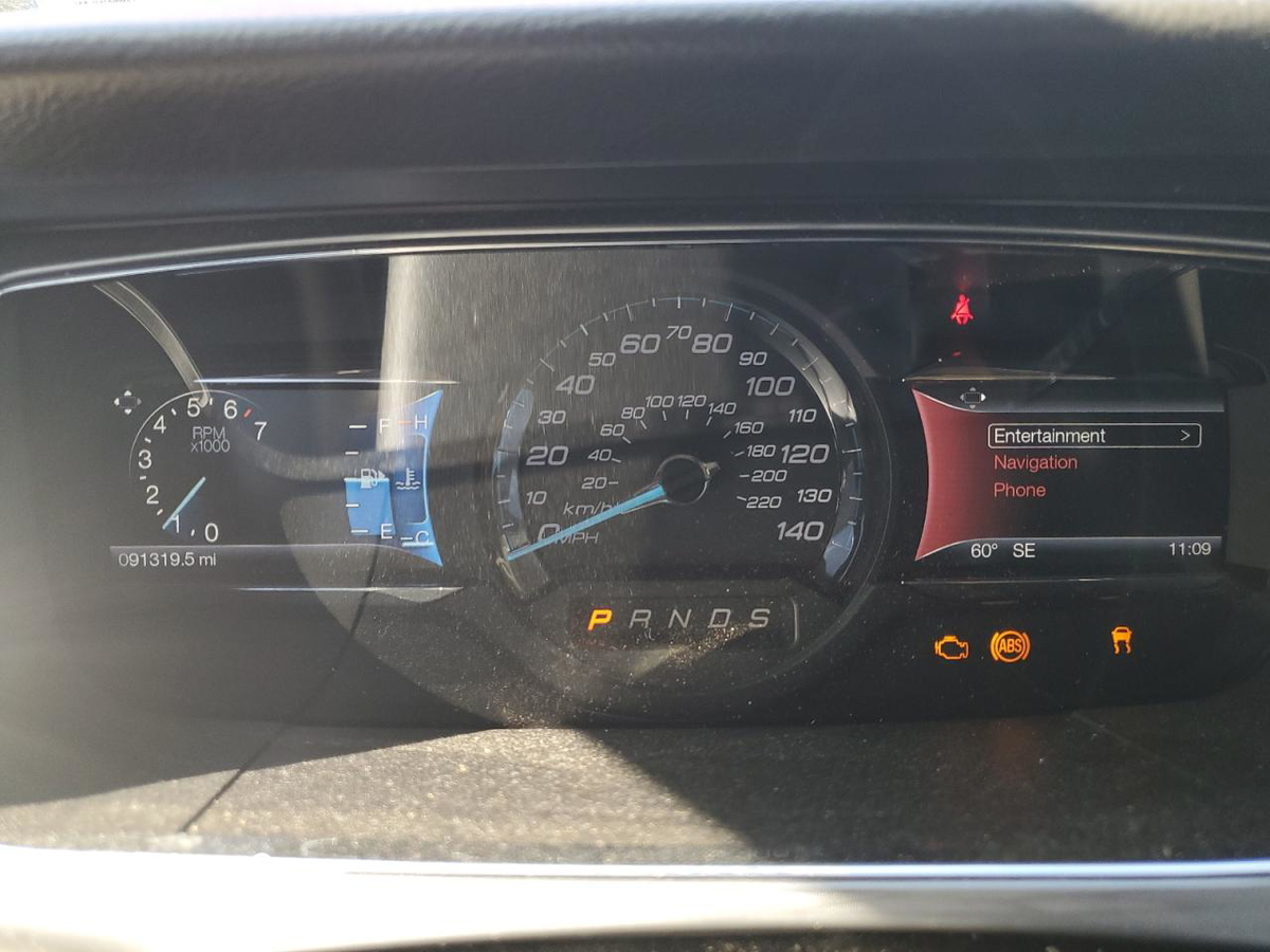 Ford Taurus 2016