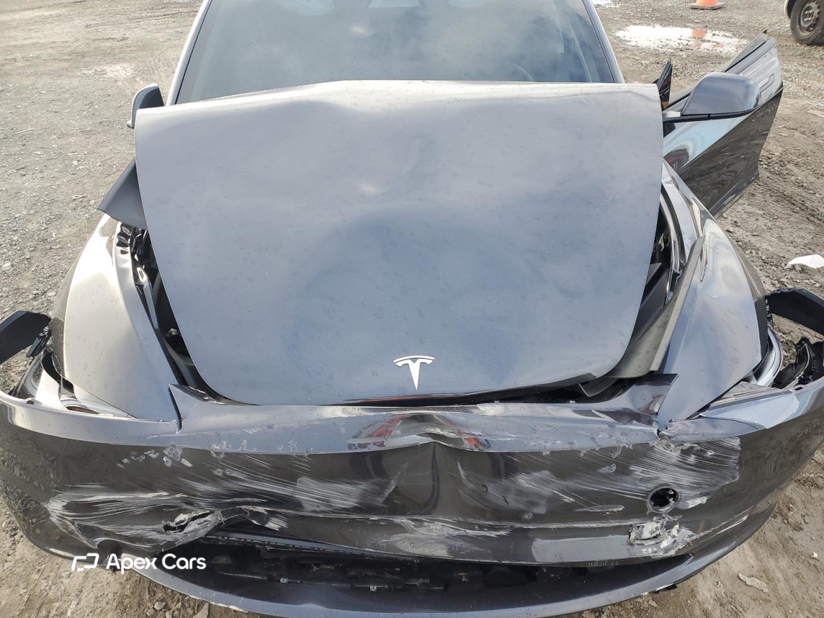 Tesla Model 3 2025