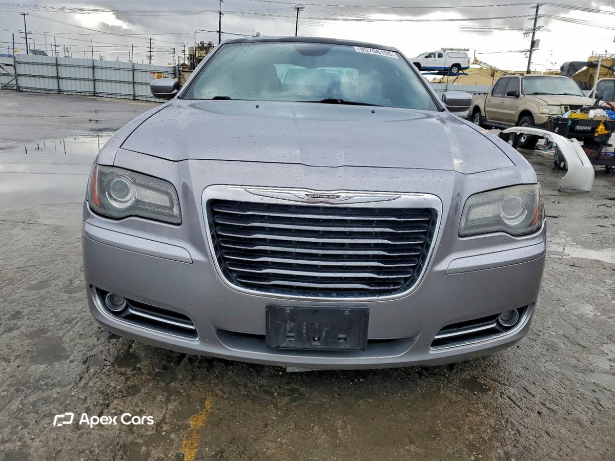 Chrysler 300 2014