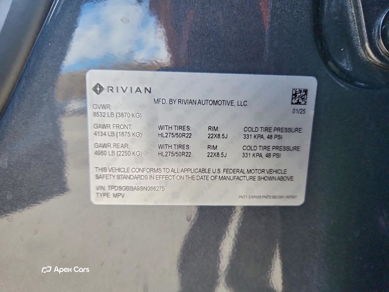 Rivian R1S 2025