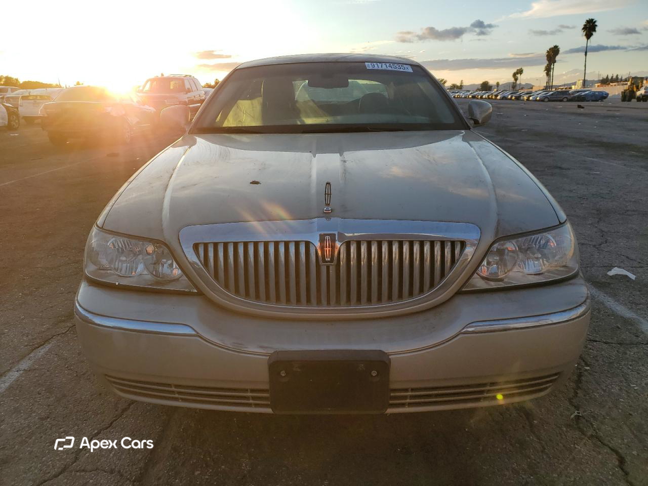 Lincoln Town Car 2010