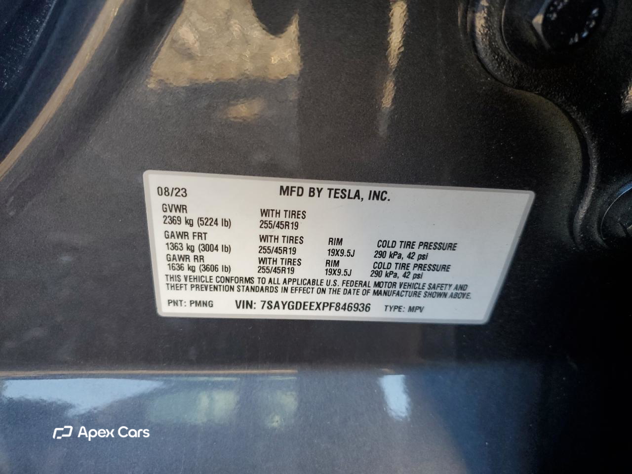 Tesla Model Y 2023