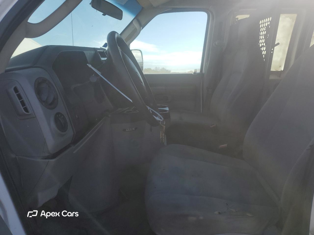 Ford Econoline 2009